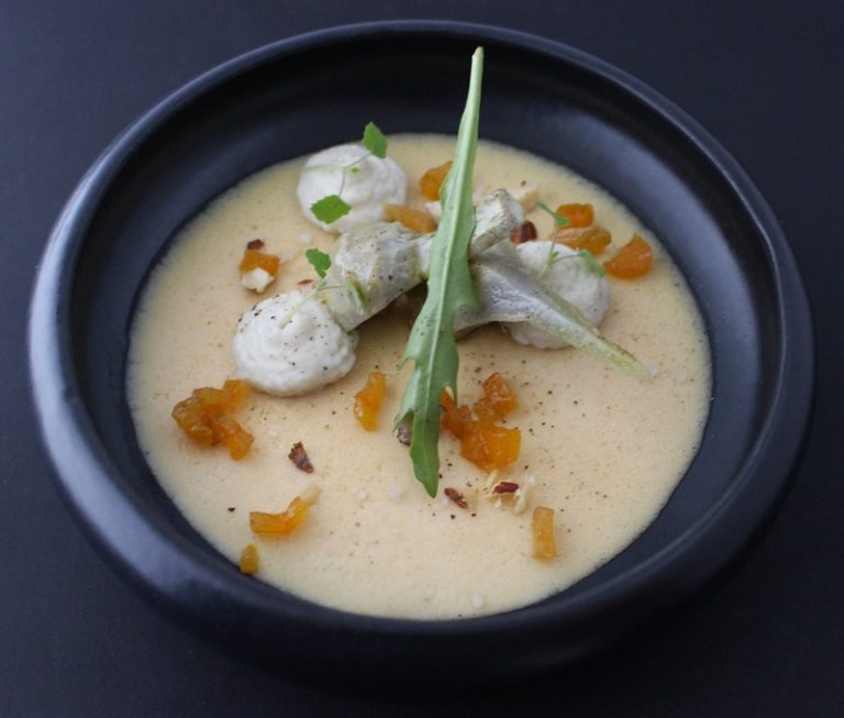 _2.Parfait de foie gras, expression d’artichaut et abricot sec